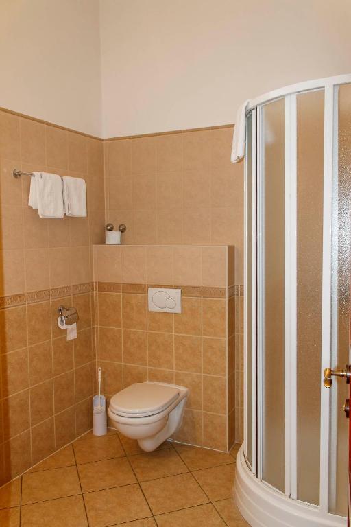 Pannon Hotel Bejelentkezes 20 Oraig, Check-In Until 20 O'Clock, Einchecken Bis 20 Uhr 莫哈奇 外观 照片