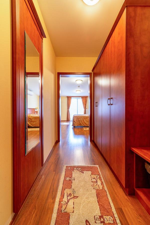 Pannon Hotel Bejelentkezes 20 Oraig, Check-In Until 20 O'Clock, Einchecken Bis 20 Uhr 莫哈奇 外观 照片